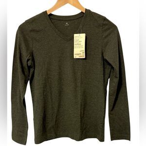 Uniqlo, V-Neck Long Sleeve T-Shirt New